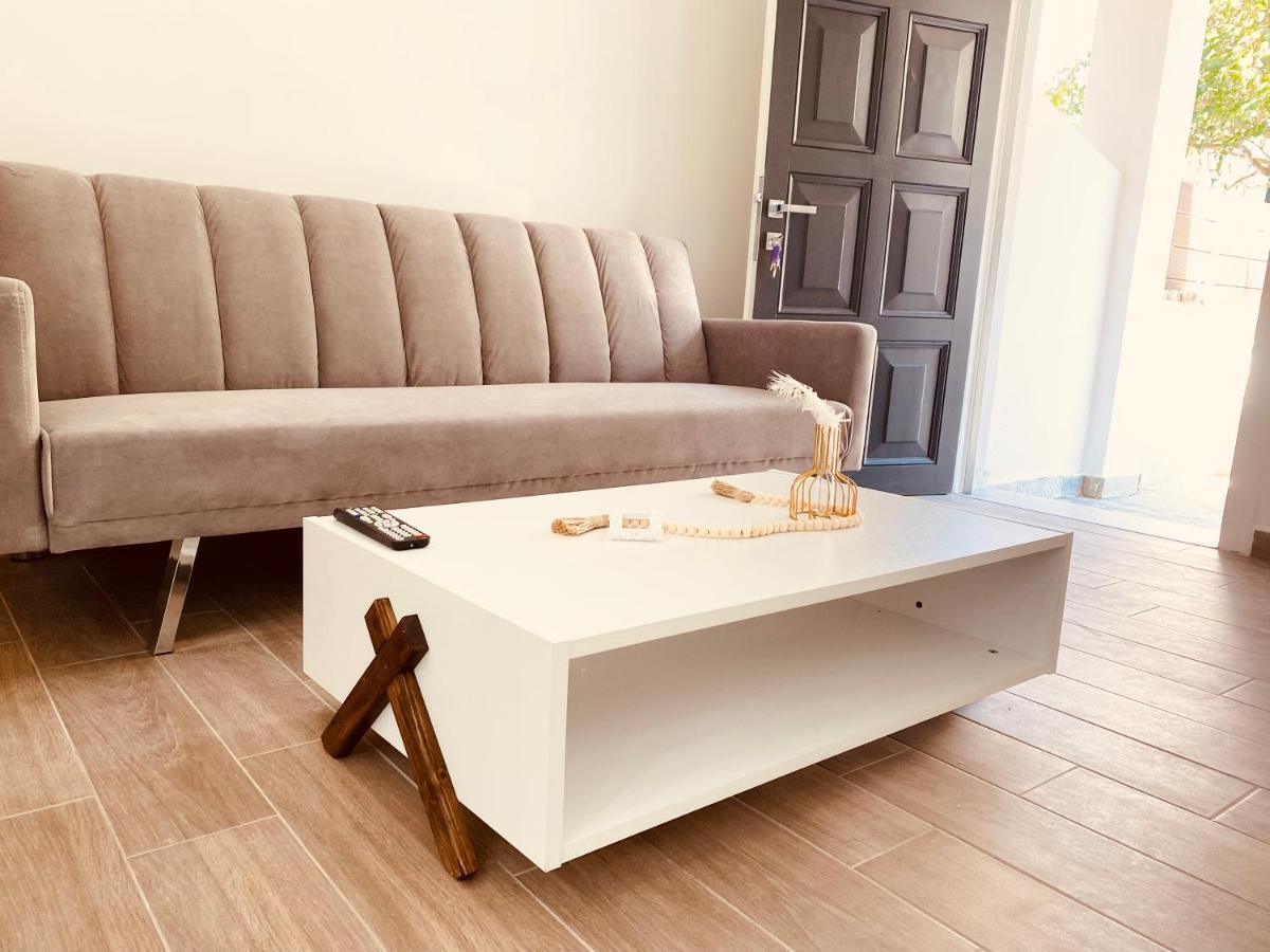 Louvros Luxury Suites ذيسْخا المظهر الخارجي الصورة