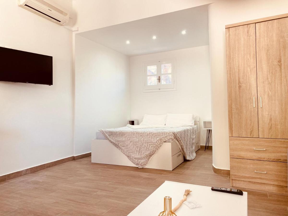 Louvros Luxury Suites ذيسْخا المظهر الخارجي الصورة