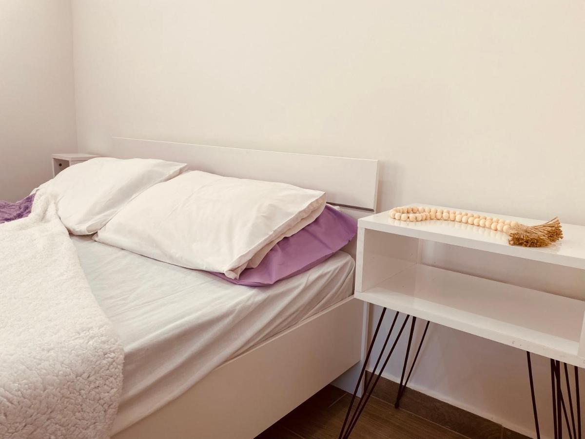 Louvros Luxury Suites ذيسْخا المظهر الخارجي الصورة
