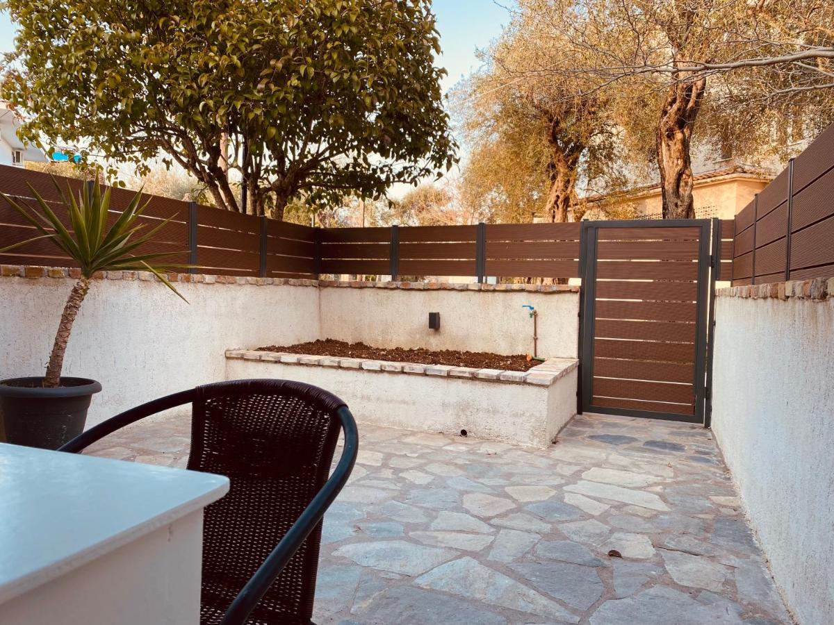 Louvros Luxury Suites ذيسْخا المظهر الخارجي الصورة